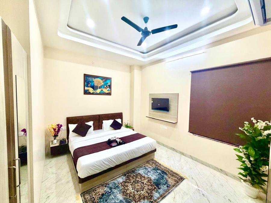 5 Must-Visit Attractions in Jaipur Near Hotel Prime Palace